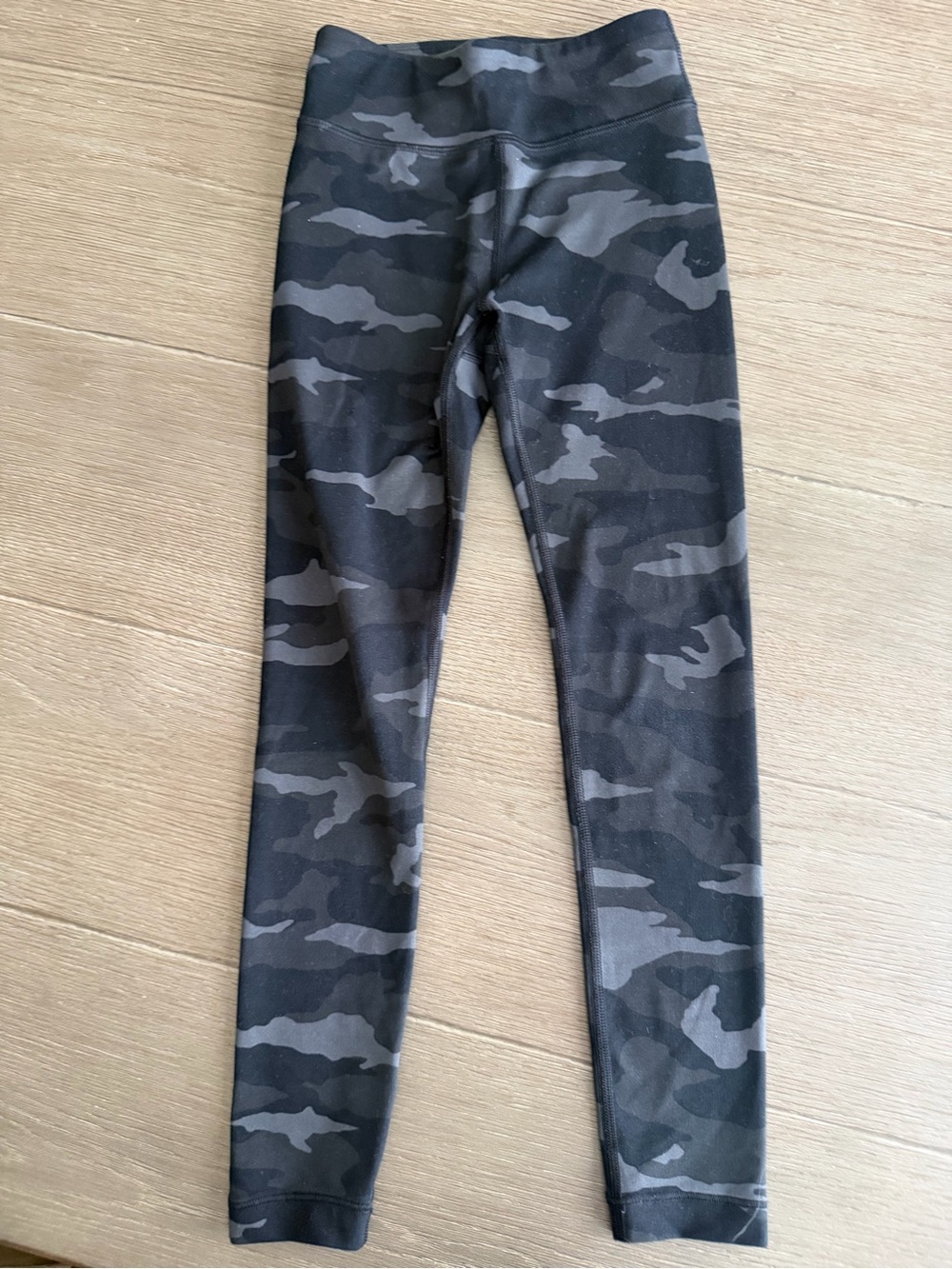 Athleta Girl High Rise Chit Chat Legging Black & Gray Camo